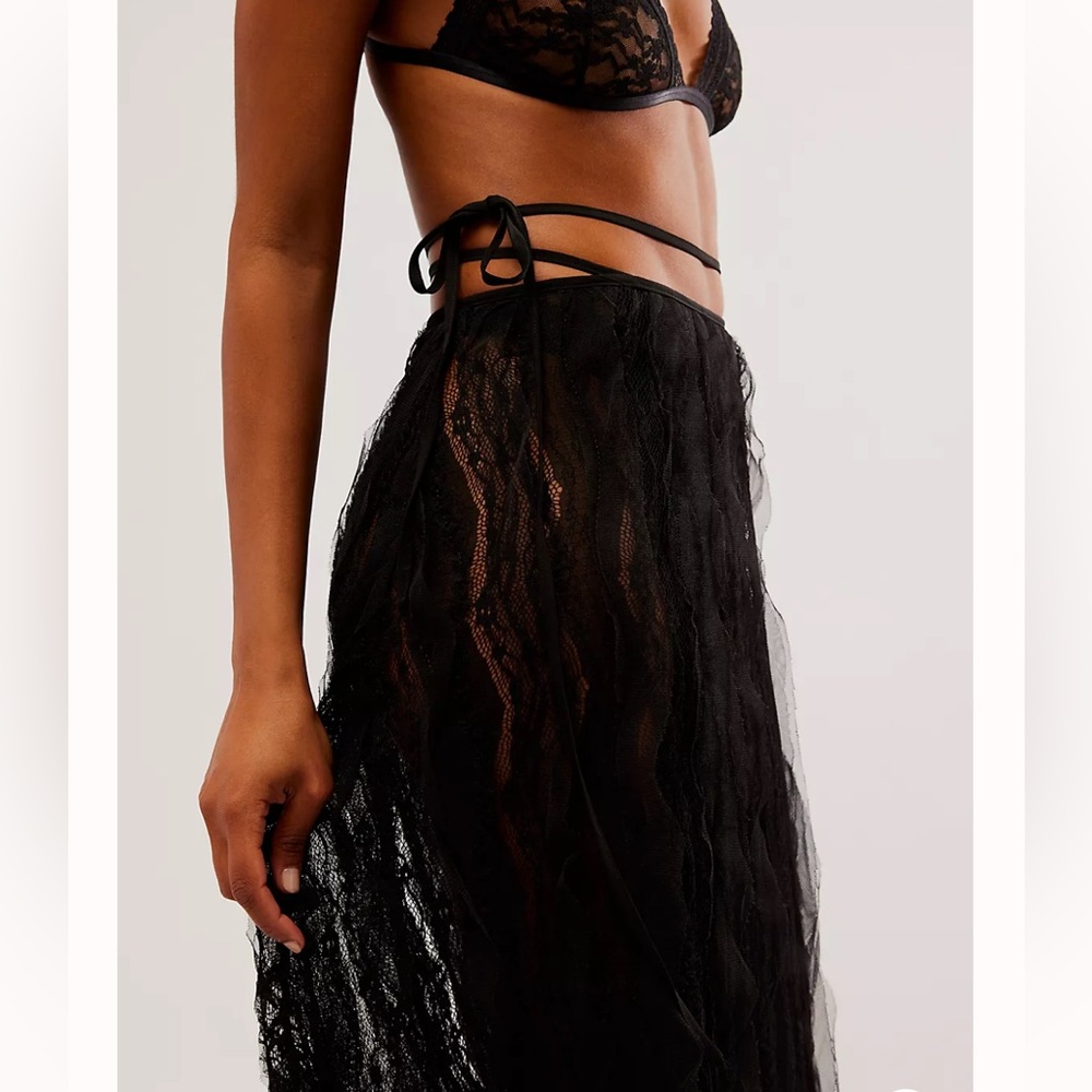 Free People Feel The Music Half Slip Skirt Lace Festival Ivory Bohemian X Small - Picture 3 of 7